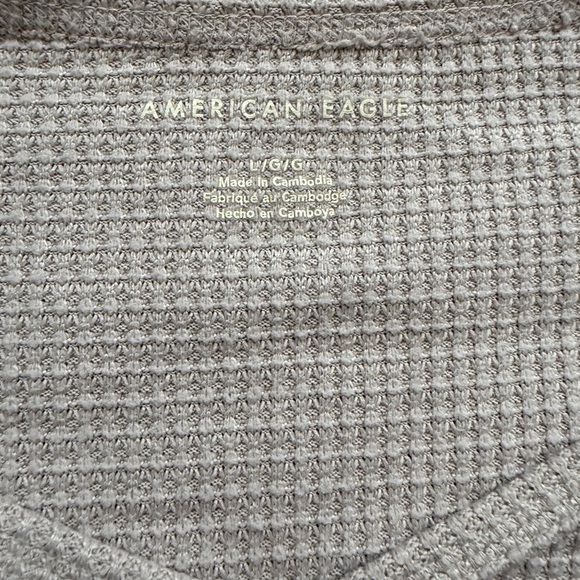 American Eagle Long Sleeve - Picture 2 of 8